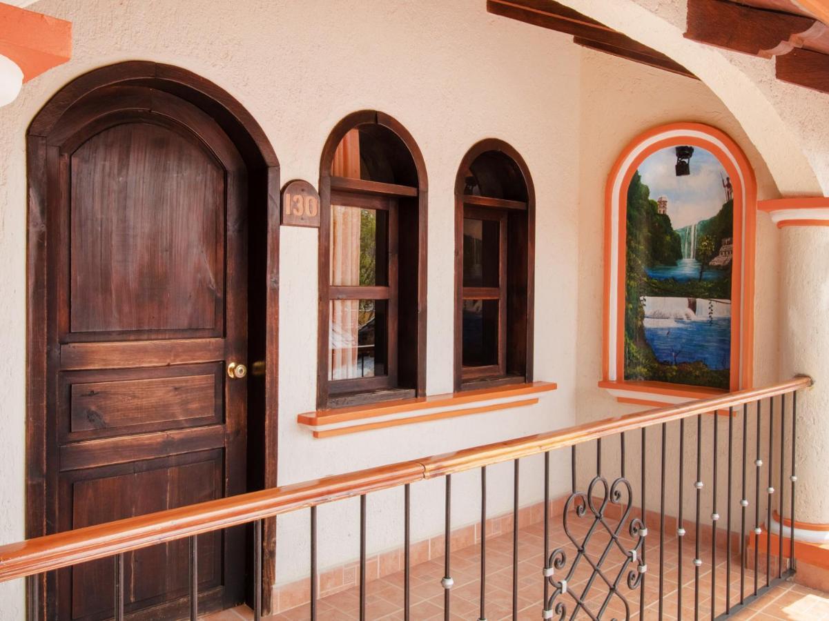 Hotel Villa Real II San Cristóbal de Las Casas Екстериор снимка